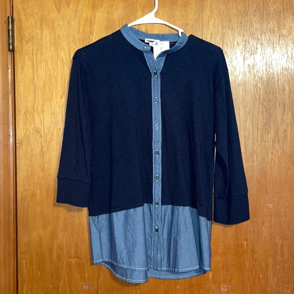 •GAP•NWT NAVY & CHAMBRAY COLORBLOCK BUTTON DOWN 3/4 SLEEVE BLOUSE SIZE SMALL - Picture 3 of 7